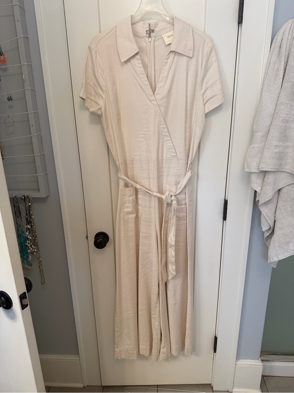 Mauve Cream Short-Sleeve Wrap Jumpsuit with Tie Waist